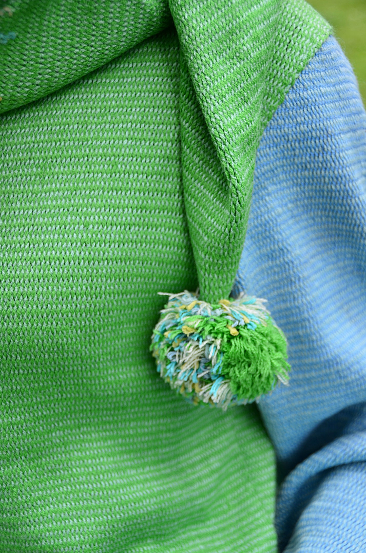 ELF Hoodie Short Light Green