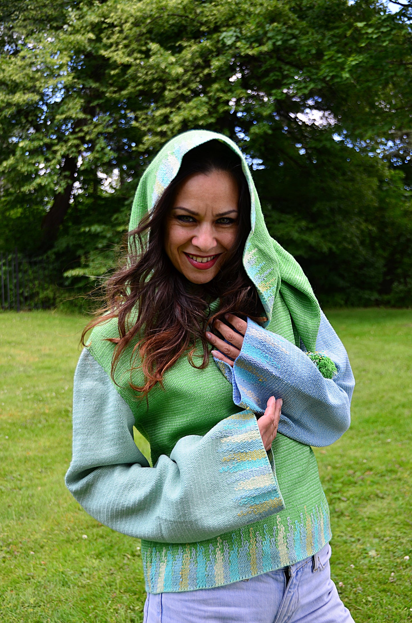 ELF Hoodie Short Light Green